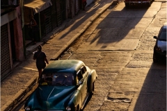 www.regardsetimages.fr-12-suzanne-le-coz-petit-matin-a-cuba